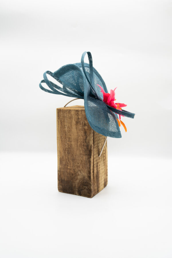 Vibrant hand sculpted fascinator - Image 3